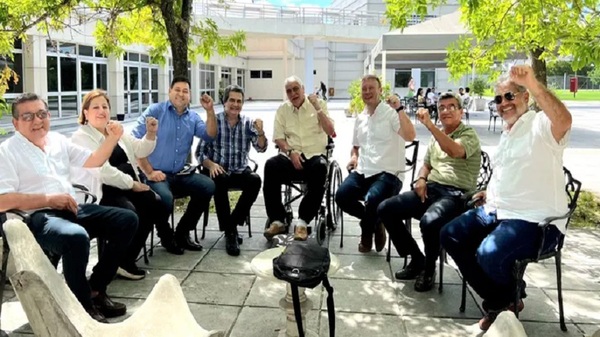 Lugo podría volver en los próximos días, según senador - Noticias Paraguay