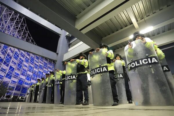 Video: Policía mexicana entrena con tecnología 3D - Mundo - ABC Color