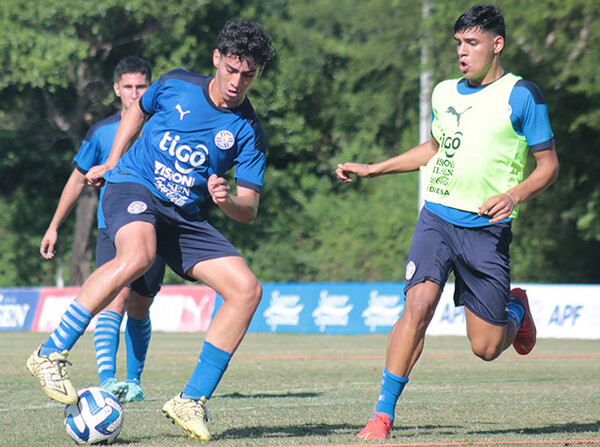 Martes intenso para la Albirroja Sub 17 - APF