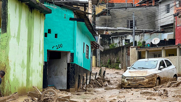 Muertos por históricas lluvias torrenciales en Brasil aumentan a 44 - ADN Digital