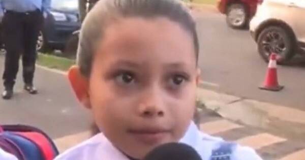 La Nación / “Me cuesta mucho levantarme”: la pequeña Mica se sinceró ante las cámaras y causó furor