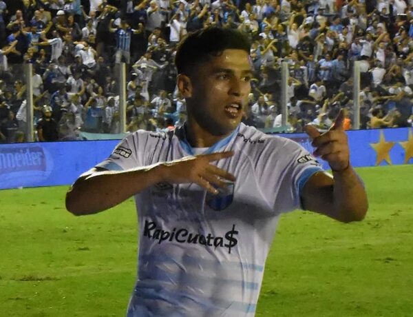 Atlético Tucumán y Vélez empatan con goles paraguayos - Fútbol Internacional - ABC Color