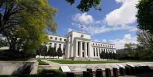 La Fed pretende alzar tasas para contrarrestar la inflación
