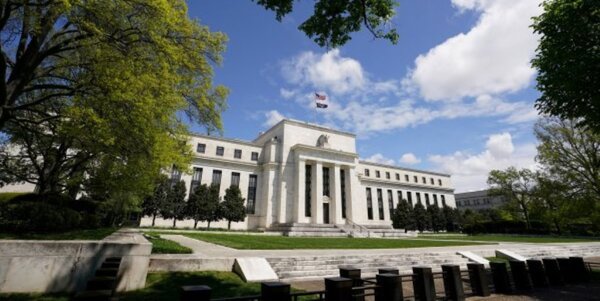 La Fed pretende alzar tasas para contrarrestar la inflación