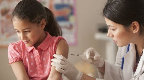 ¿Qué vacunas deben tener los niños y niñas? Salud responde