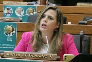 Kattya González refuta plan de Efraín por no contar con estudio técnico