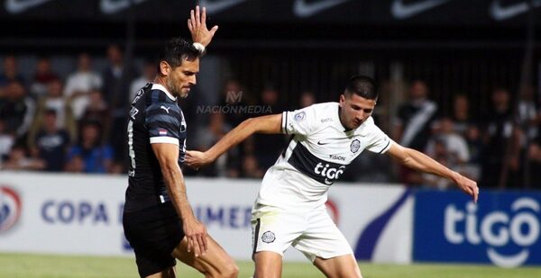Versus / Desde tres importantes ligas siguen muy de cerca a Mateo Gamarra