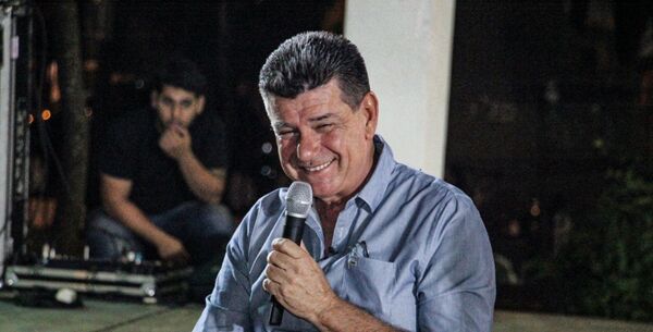 Efraín Alegre dice que hay "personas" corruptas buscadas por la justicia internacional, mientras en Paraguay "no tienen ningún proceso" - Revista PLUS