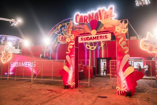 Toda la magia del carnaval en el camarote Sudameris - Revista PLUS