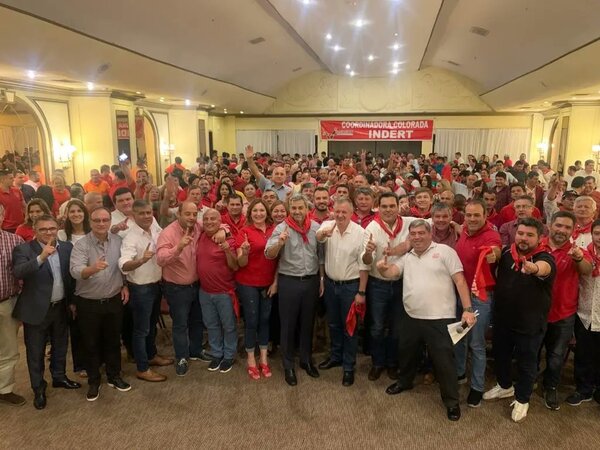 Mario Abdo pide voto para Santi Peña - El Trueno