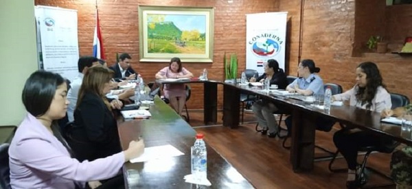 Conaderna y el ministerio de Defensa tratan temas vinculados a áreas protegidas