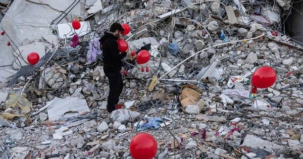 La Nación / “Los últimos juguetes”: sentido homenaje a los niños muertos en el terremoto