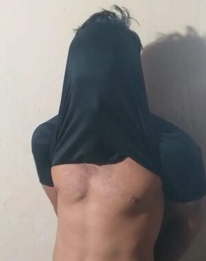Detienen a hombre tras golpear brutalmente a una mujer  - ABC en el Este - ABC Color