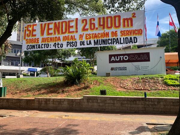 Llamativa protesta contra construcción de estaciones de servicio | 1000 Noticias