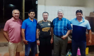 Políticos buscan desestabilizar comunidad educativa - Noticiero Paraguay