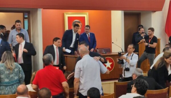 Junta autoriza a Cartes a delegar funciones y designa a los firmantes del préstamo - Noticiero Paraguay