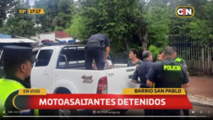 Presuntos motoasaltantes detenidos - C9N