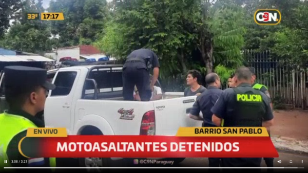 Presuntos motoasaltantes detenidos - C9N