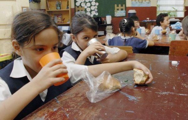 Diario HOY | "La alimentación es un derecho del niño, lo que menos tendrían que hacer es eliminar"
