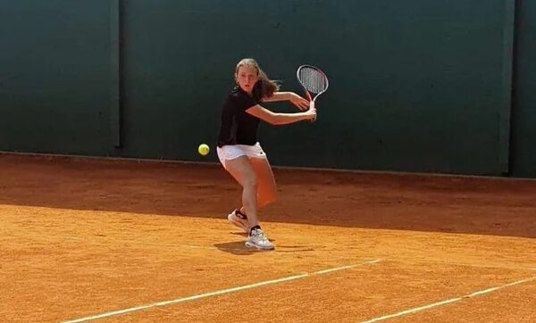 Paraguayos en cuartos de final del Asunción Bowl - Polideportivo - ABC Color