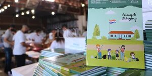 Diario HOY | Ante reclamos, MEC responde que envió kits conforme a matriculados