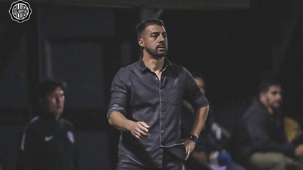 Cambios posicionales en el once de Julio César Cáceres