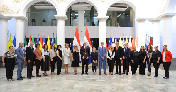 Ratifican compromiso de avanzar hacia la eficiencia de políticas públicas y gobernanza - .::Agencia IP::.