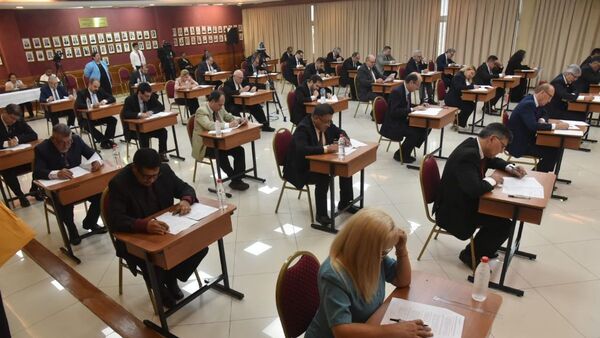 CM vuelve a tomar examen a los postulantes a ministro de la Corte