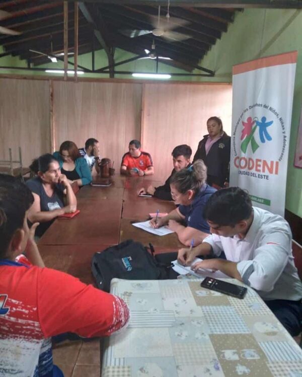Realizarán cursos de manualidades y peluquería en la plaza del km 9 - La Clave