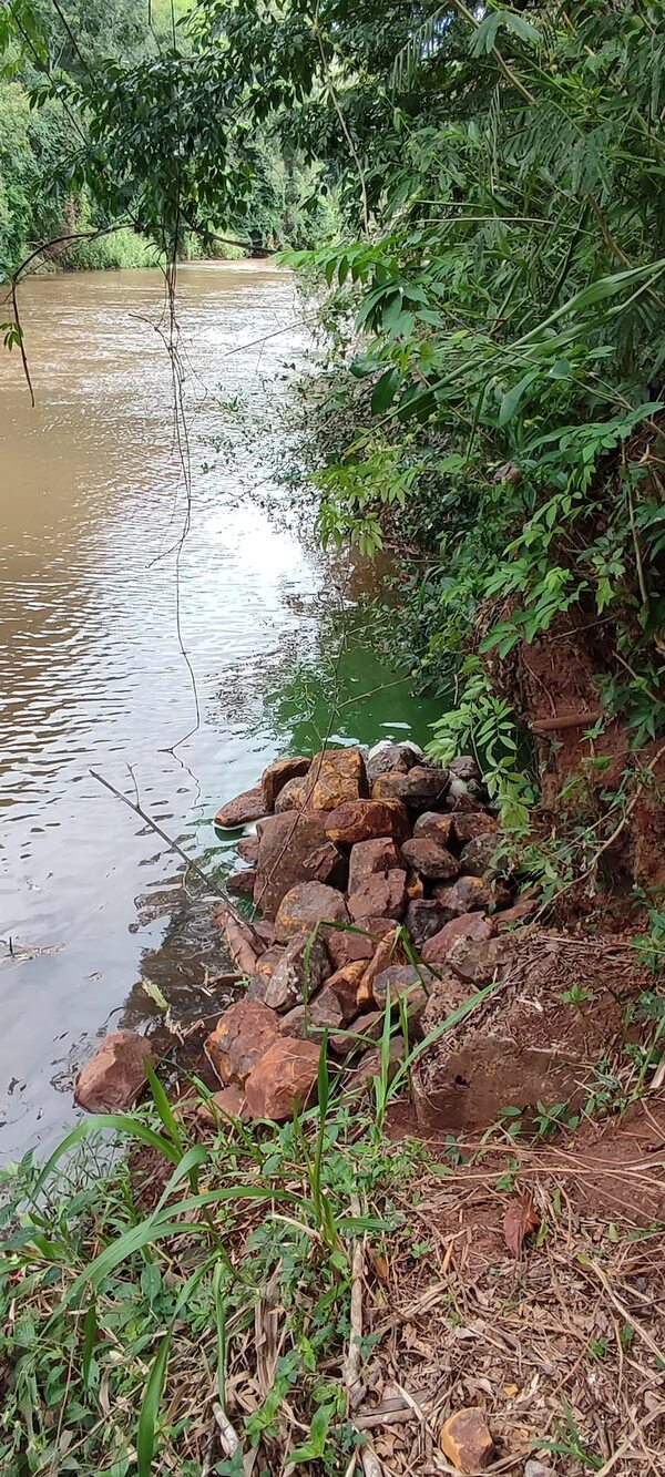 Planta de tratamiento cloacal en Jesús estaría contaminando arroyo, denuncian - Nacionales - ABC Color
