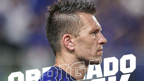 Cruzeiro se rindió en elogios para despedir a Eduardo Brock, nuevo refuerzo de Cerro