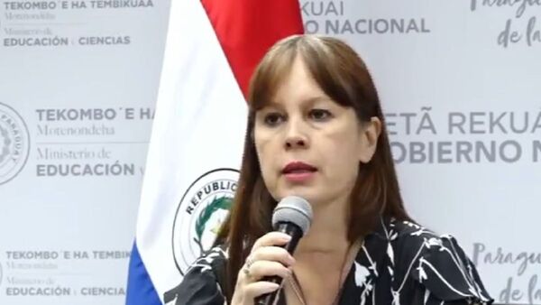 MEC minimiza denuncias y habla de exitosa entrega de kits escolares