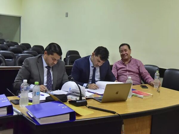 Fiscalía pide incluir “prueba clave” en juicio oral contra diputado Miguel Cuevas - Nacionales - ABC Color
