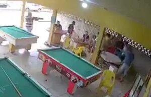 Video: dos hombres asesinan a siete personas en Brasil tras perder juego de billar - Mundo - ABC Color