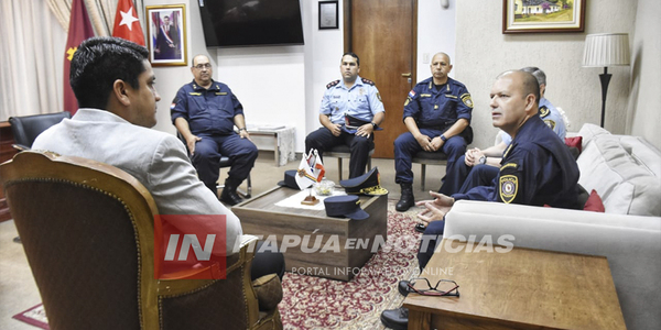 GOBERNADOR DE ITAPÚA PIDIÓ SOLUCIONES AL COMANDANTE DE LA POLICÍA - Itapúa Noticias