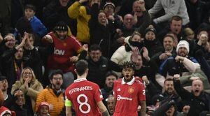 El United reacciona y elimina al Barcelona de la Europa League