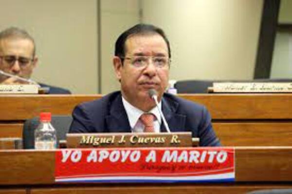 Fiscalía pide incluir pruebas en juicio contra el diputado Miguel Cuevas