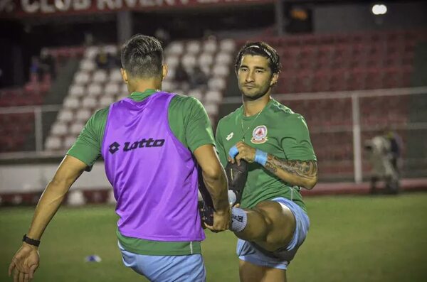 Resistencia: terrible mosquito tumba al “Chino” Martínez - Fútbol - ABC Color