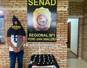 Senad detiene a un hombre con pequeñas porciones de drogas en un camino vecinal - Radio Imperio