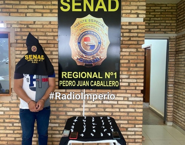 Senad detiene a un hombre con pequeñas porciones de drogas en un camino vecinal - Radio Imperio