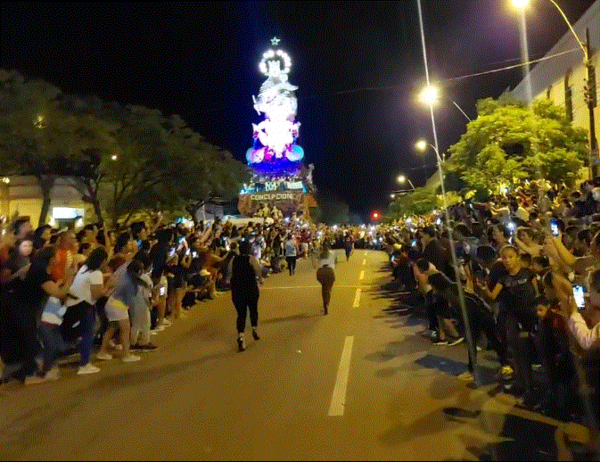 Video: casi 100 mujeres participaron en la “carrera de tacones” en Concepción - Nacionales - ABC Color
