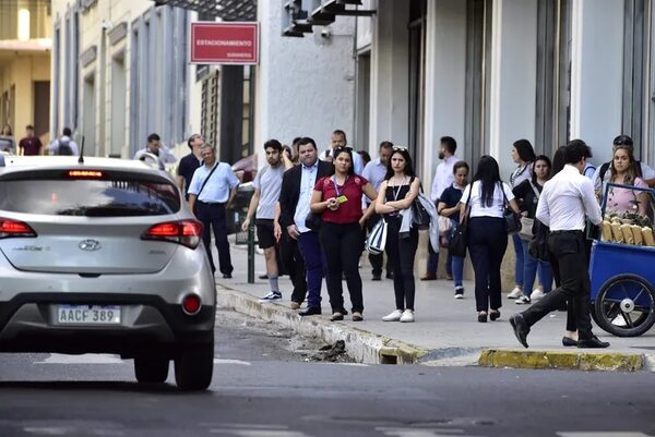 Proceso del billetaje electrónico fue “a medida”, denuncia empresario - Economía - ABC Color