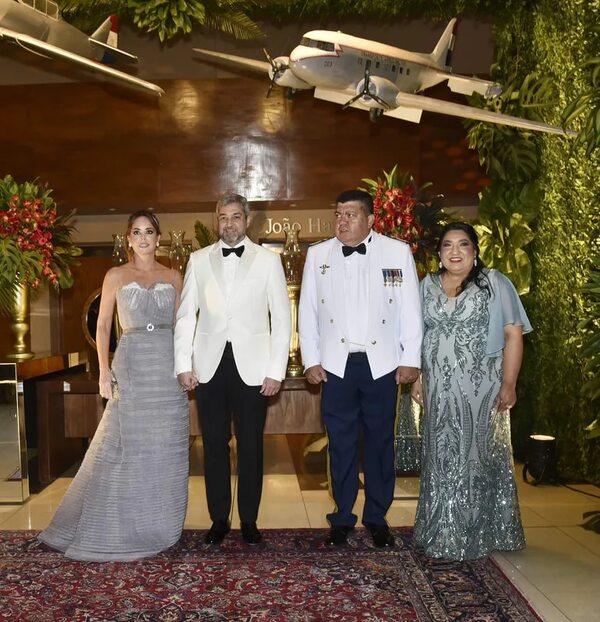 Cena de gala para celebrar el Centenario de la aviación militar paraguaya - Estilo de vida - ABC Color