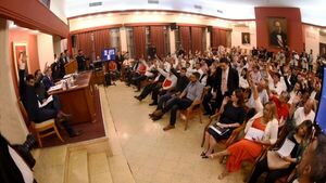 Lilian dice que si se rechazan los créditos, Cartes deberá renunciar