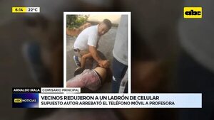 Vecinos redujeron a un ladrón de celular - ABC Noticias - ABC Color