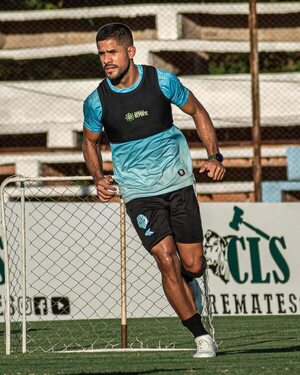 Guaireña: “Tiburón” Torres prepara cambios - Fútbol - ABC Color