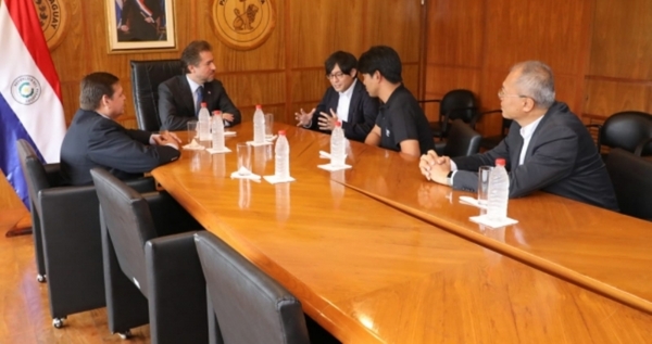 Industria japonesa de fibra sintética operará en abril
