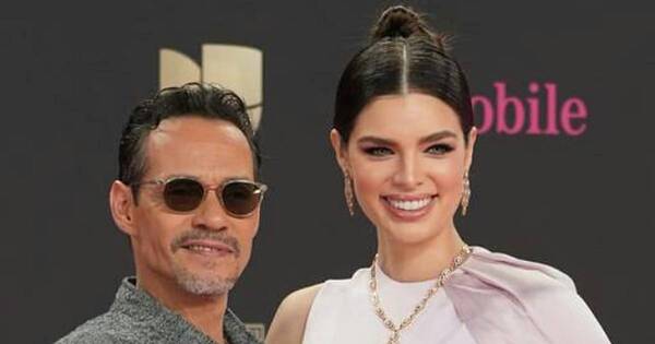 La Nación / Nadia Ferreira y Marc Anthony brillaron en la gala de Premios Lo Nuestro