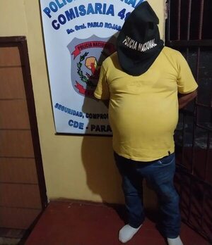 Detienen en flagrancia a un descuidista en un bus de transporte público - ABC en el Este - ABC Color