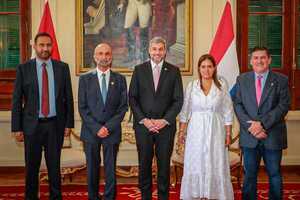Mario Abdo Benítez se reunió con el presidente del Consejo Global por la Tolerancia y la Paz - .::Agencia IP::.